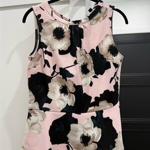 NWT Banana Republic Pink and Black Floral Blouse